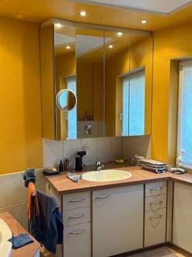 Zurück im Haus - neues Bad ... - 