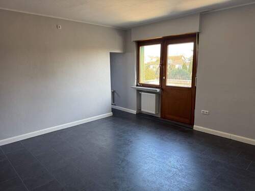 Schlafzimmer mit Balkon - 