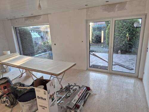 Wohnzimmer - 9 Zimmer Reihenendhaus in Mönchengladbach