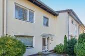 Außenansicht - Flexibles Townhouse mit Entwicklungsspielraum - 4 Zimmer, Ausbau auf 6 möglich