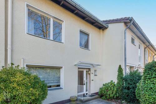 Außenansicht - Flexibles Townhouse mit Entwicklungsspielraum - 4 Zimmer, Ausbau auf 6 möglich