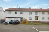 Straßenansicht - 1 Zimmer Mehrfamilienhaus, Wohnhaus zum Kaufen in Karlsruhe / Neureut