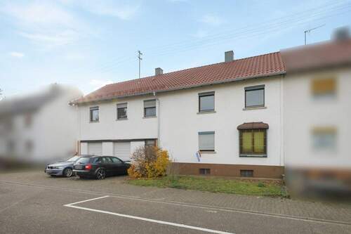 Straßenansicht - 1 Zimmer Mehrfamilienhaus, Wohnhaus in Karlsruhe / Neureut