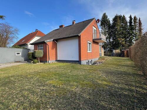 Außenansicht - 5 Zimmer Einfamilienhaus zum Kaufen in Eutin