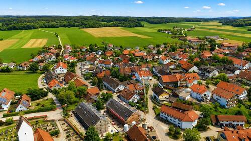 Luftbild - VERMIETUNG: Erstbezug - Reihenmittelhaus mit Terrasse, Garten und TG-Stellplätzen!