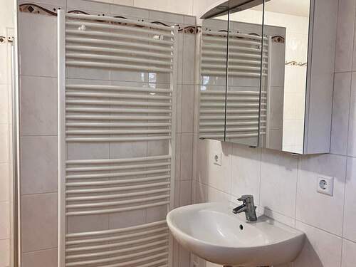 Haupthaus EG-Badezimmer - 