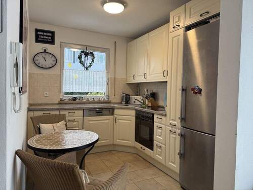 Küche - 4 Zimmer Reihenendhaus in Ingolstadt