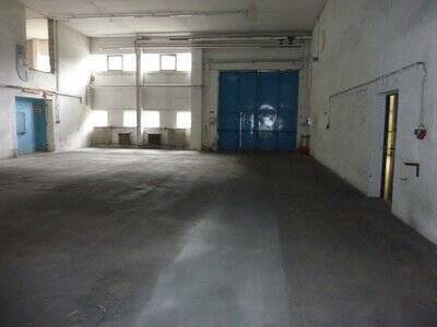 24034-2.jpg - Halle zur Miete in Weißenfels