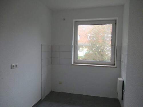 kleines Zimmer - 2 Zimmer Etagenwohnung in Kiel