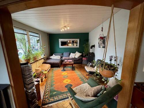 Wohnraum - 4 Zimmer Mehrfamilienhaus, Wohnhaus in Marne