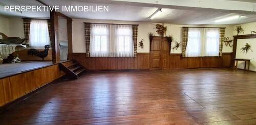 Tanzsaal - 