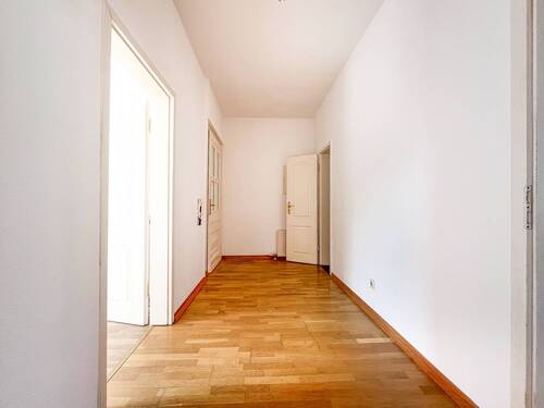 Flur - 3 Zimmer Etagenwohnung zum Kaufen in Chemnitz