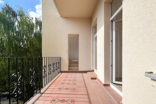 Balkon mit Abstellraum - 