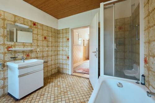 2. Obergeschoss, Bad - 
