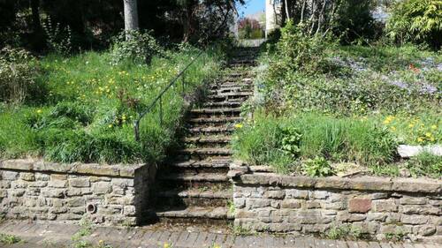 Grundstücksaufgang - 