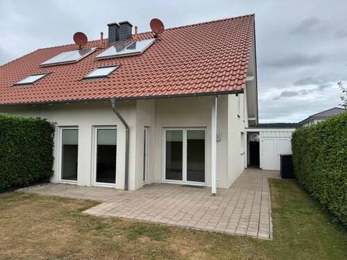 Blick auf die Terrasse - 4 Zimmer Etagenwohnung zur Miete in Bad Iburg