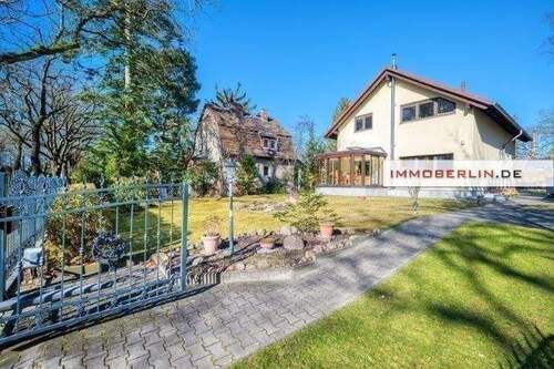 Bild 3 - Einfamilienhaus mit 186,00 m² in Berlin zum Kaufen