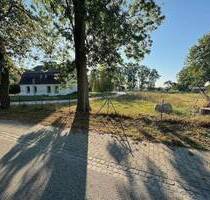 Haus in herrlich ruhiger Lage ! Aufteilung in bis zu 4 Wohnungen möglich ! Planung vorhanden ! Provisionsfrei - Lütow Neuendorf