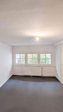 Hauptraum-1.jpg - HOMESK - Kompakte Büroeinheit im Hochparterre direkt am U-Bhf. Kurfürstenstraße