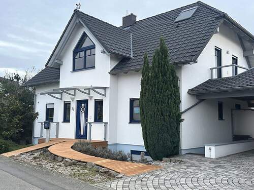Hauseingangsbereich Nordwest - 1 Zimmer Einfamilienhaus in St.Leon-Rot