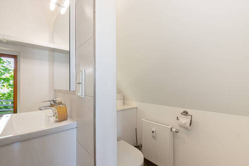 Das helle Badezimmer - 