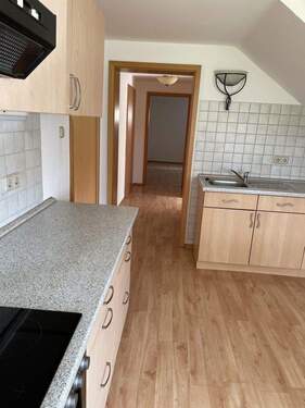 Bild 2 - 2 Zimmer Etagenwohnung zur Miete in Wiesbaden-Breckenheim