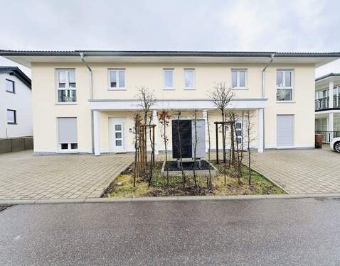 Ansicht_GesamtHaus_Ostseite - 