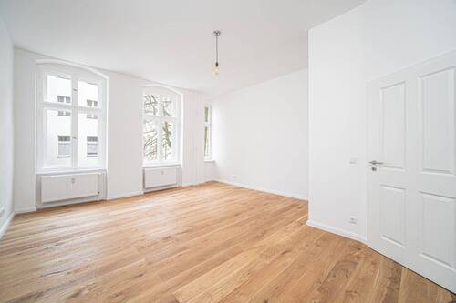 Potenzielle Wohnküche - 3 Zimmer Etagenwohnung zum Kaufen in Berlin