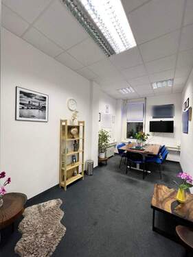 Büro - Besprechungs- oder Arbeitszimmer, möbliert - Frankfurt-Nieder-Eschbach