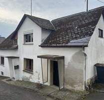 Einfamilienwohnhaus freistehend in 56244 Hartenfels - renovierungsbedürftig