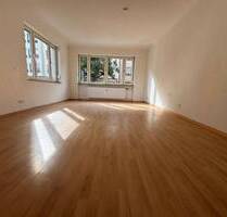 *Attraktives Mehrfamilienhaus mit 12 Wohneinheit in Nürnberg!*