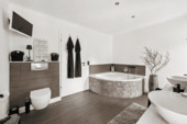 Wannenbad im EG - 