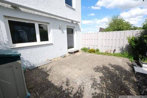 Terrasse - Reihenendhaus mit 145,00 m&sup2; in Winnenden zum Kaufen