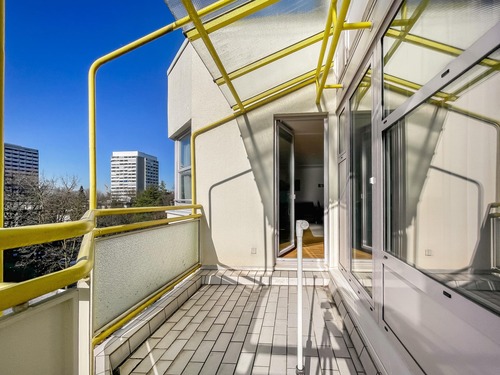 Westbalkon - Großzügige 3-Zimmer-Wohnung mit zwei Bädern im Arabellapark!