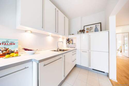 hochwertige Einbauküche - 