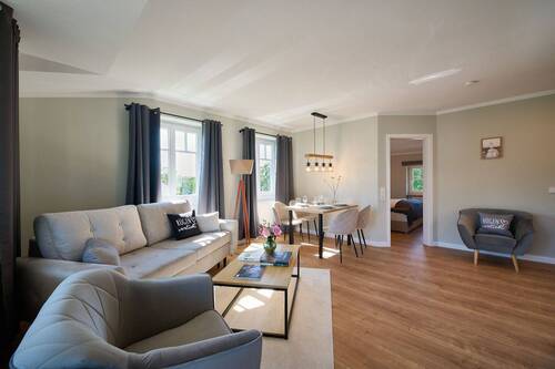 Der geräumige Wohn-Essbereich - 