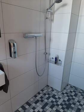 Duschbad Erdgeschoß - 