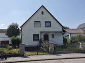 1 Frontseite.jpg - RESERVIERT Einfamilienhaus bzw Mehrgenerationenhaus im Süden von Straubing