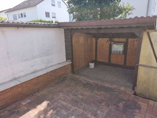 Gartenlaube mit Terrasse.jpg - Mehrfamilienhaus, Wohnhaus mit 145,00 m² in Straubing zum Kaufen