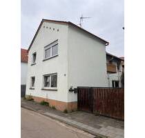 ~~ SANIERUNGSOBJEKT MIT POTENZIAL, GARTEN UND NEBENGEBÄUDE ~~ - Kuhardt