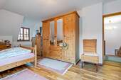 Zimmer 2 - 