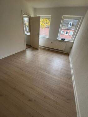 Bild 3 - 2 Zimmer Etagenwohnung zur Miete in Neumünster