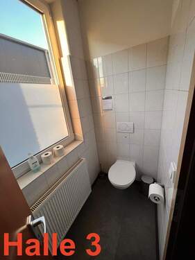 Halle 3 WC Herren EG - 