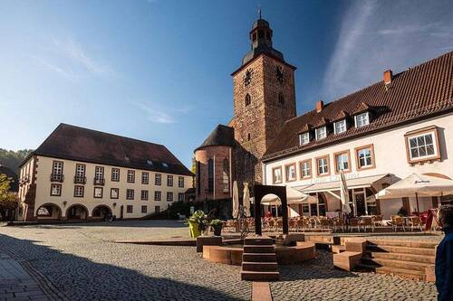 Altstadt (1 min entfernt) - 