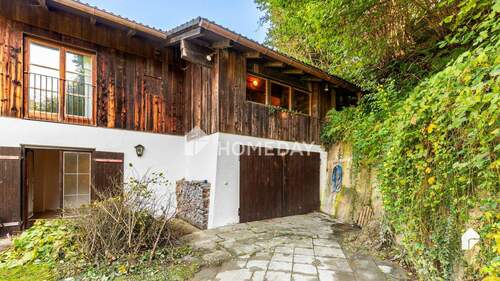 Garage 2 - 