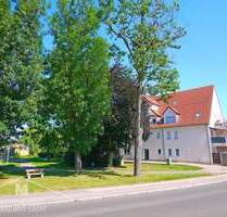 Gepflegte 2-Zimmer-Erdgeschoss-Whg. mit Tiefgarage, EBK in sonniger u. zentraler Lage von Beilngries