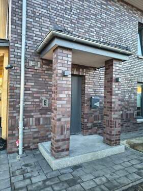 Bild 2 - 5 Zimmer Doppelhaushälfte zur Miete in Hammah