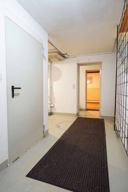 Flur im Untergeschoss - 