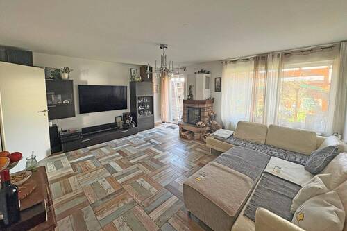 Wohnzimmer - Reihenmittelhaus mit 123,00 m&sup2; in Germering zum Kaufen