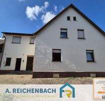Viel Platz für die ganze Familie! Doppelhaushälfte in Görschlitz zu verkaufen! - Laußig